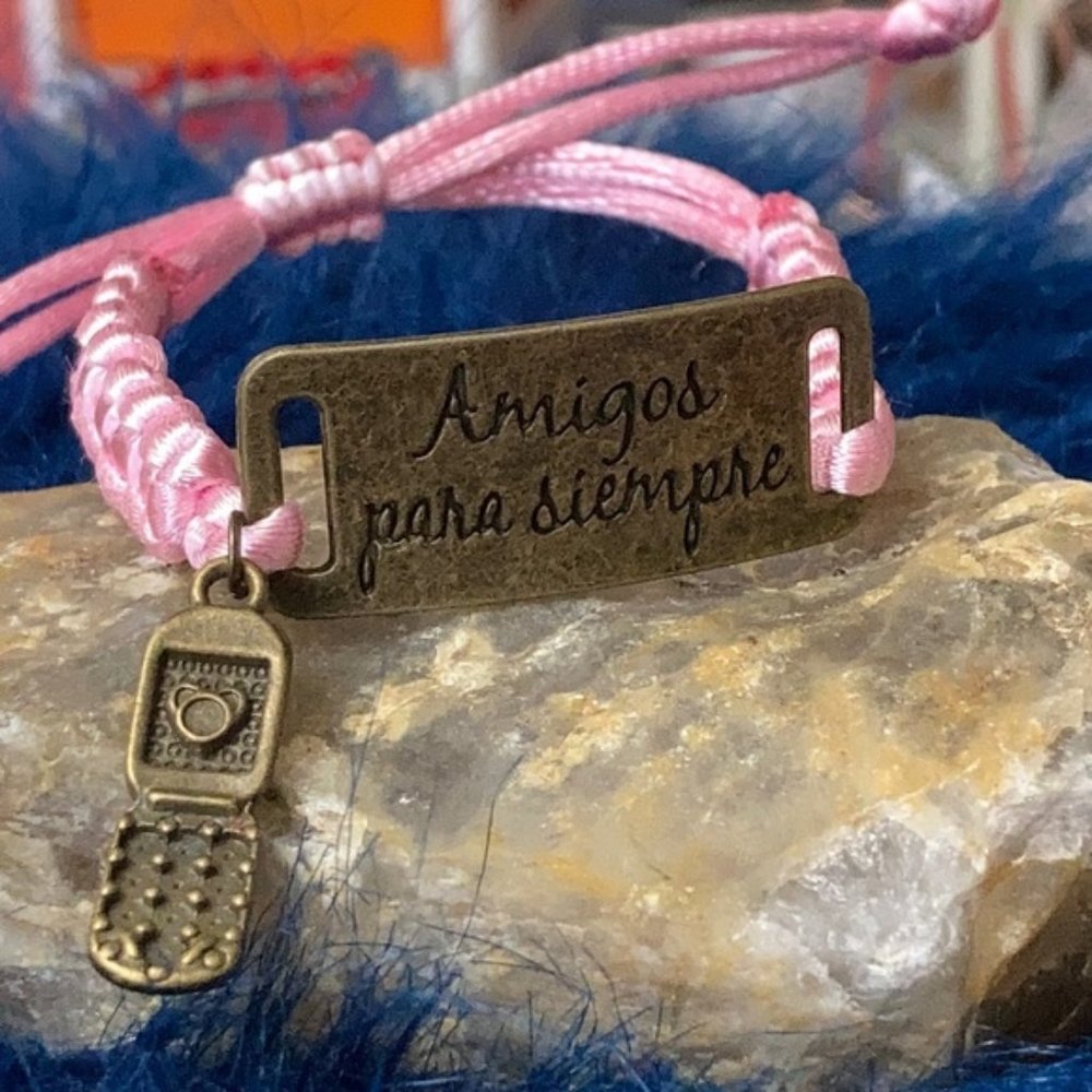 “Amigos para siempre” macramé brazalete iPhone